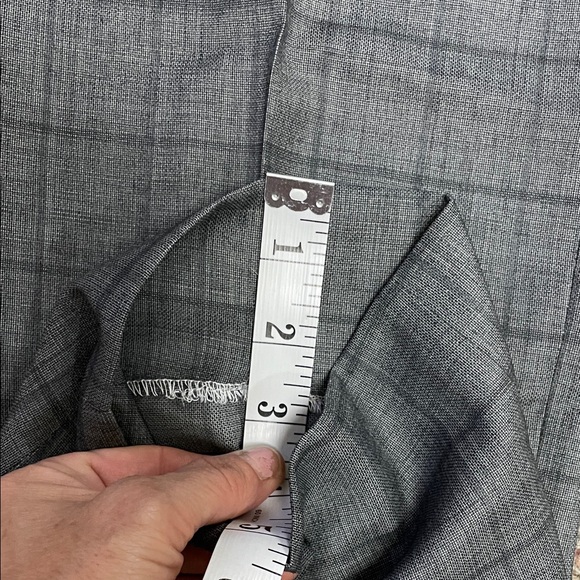 Coppley 100% wool esquire Men's Gray Checkered Suit- new - Picture 8 of 10